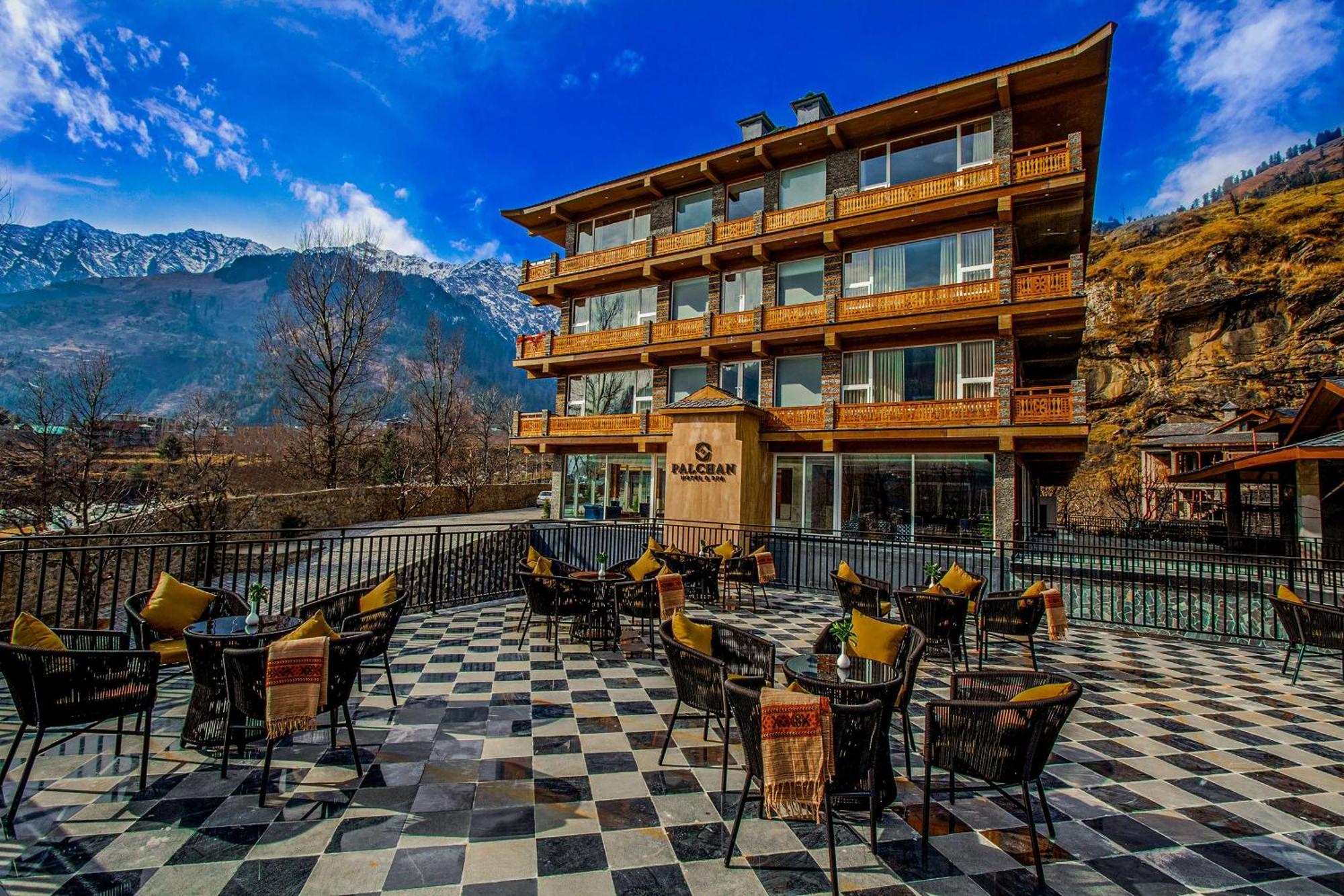 Palchan Hotel & Spa - A Member Of Radisson Individuals Retreats Manāli Extérieur photo
