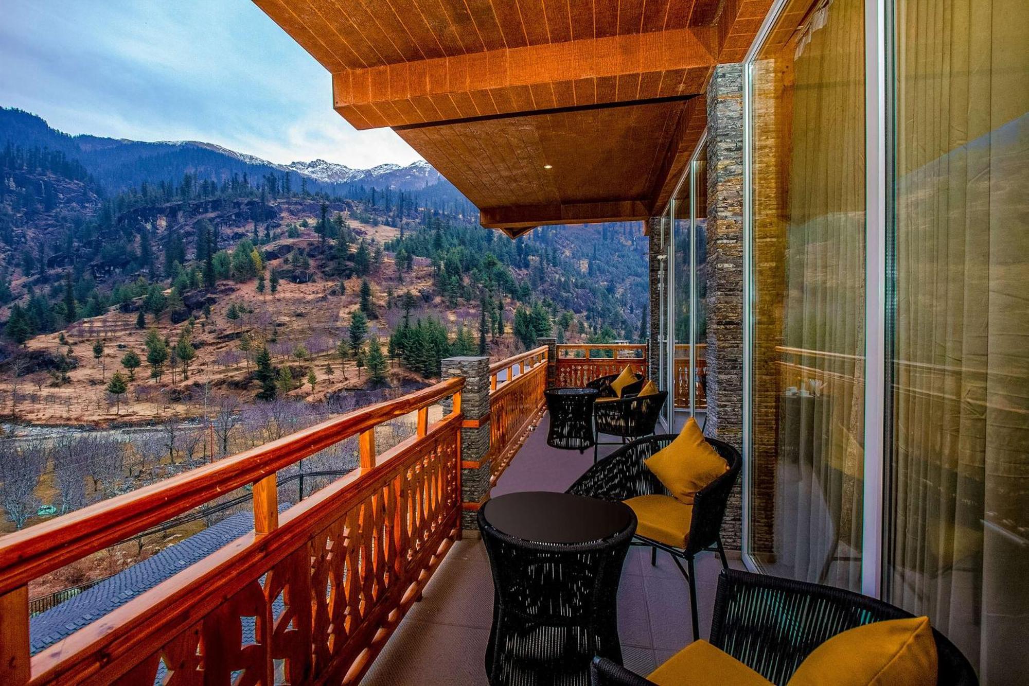 Palchan Hotel & Spa - A Member Of Radisson Individuals Retreats Manāli Extérieur photo