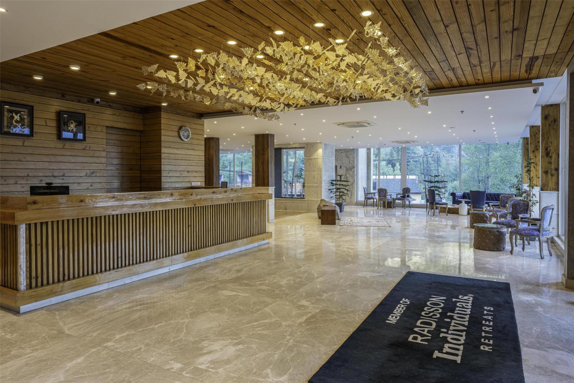 Palchan Hotel & Spa - A Member Of Radisson Individuals Retreats Manāli Extérieur photo