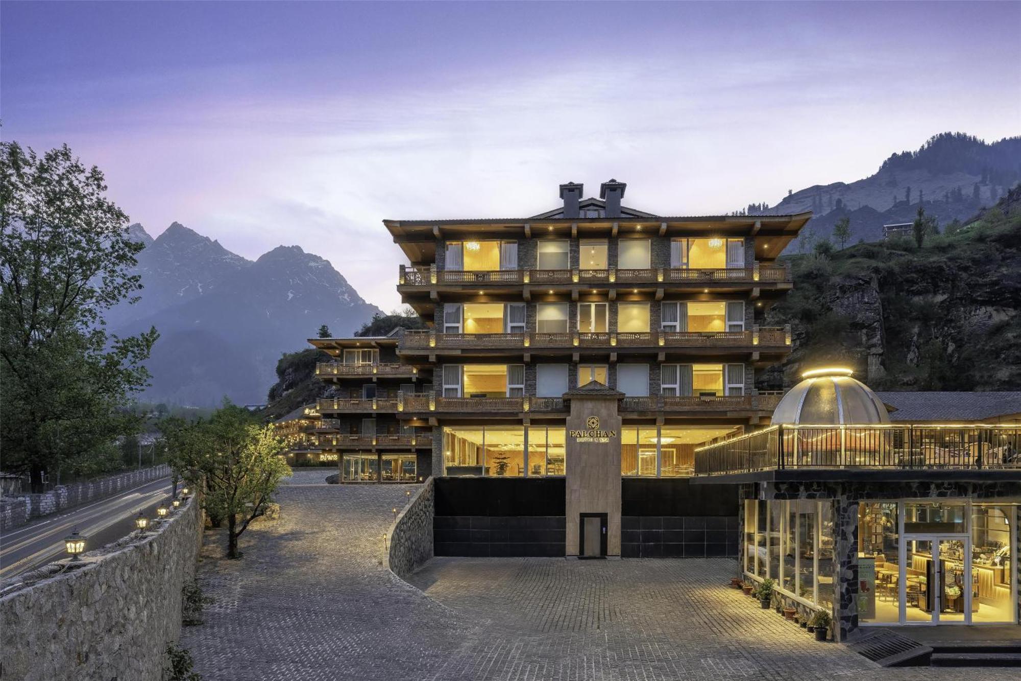 Palchan Hotel & Spa - A Member Of Radisson Individuals Retreats Manāli Extérieur photo